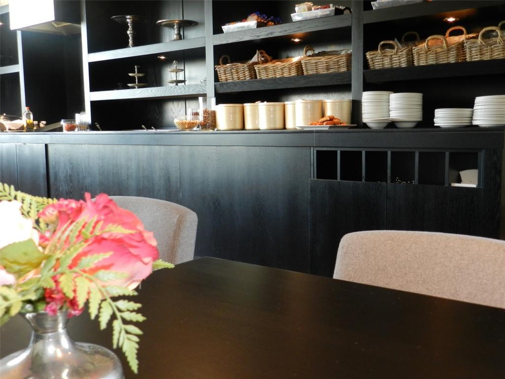 Van Der Valk Hotel Drongen Ngoại thất bức ảnh